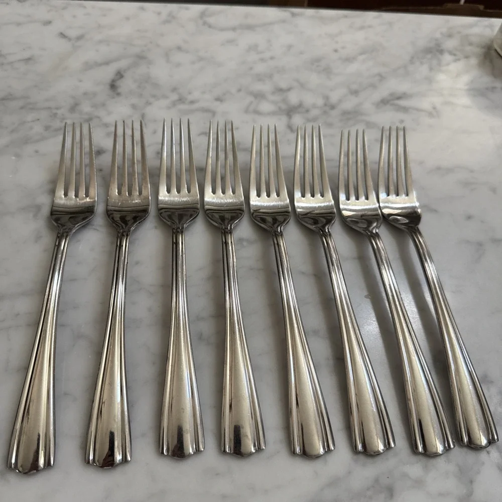 Elana by Hampton Silversmiths 18/10 Stainless Dinner Forks Lot Of 8